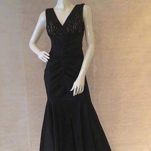 Party dress seda material